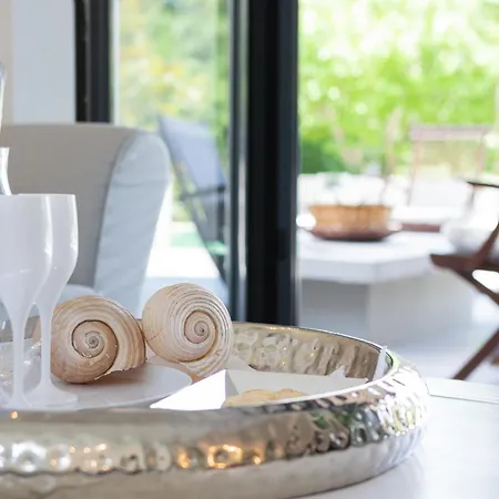 Villa Serenity In Sani